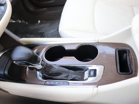 Used 2024 Chevrolet Malibu LT FWD image 41