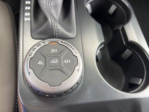 New 2026 Ford Bronco Outer Banks AWD/4WD image 12