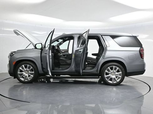 Used 2024 Chevrolet Tahoe High Country AWD/4WD image 57
