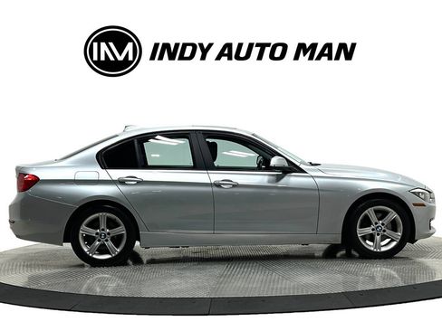 Used 2013 BMW 328i xDrive Sedan AWD/4WD image 3