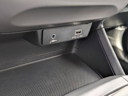 Used 2024 Subaru Crosstrek 2.0i image 26