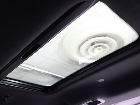 Used 2022 Jeep Wagoneer Series II w/ Premium Group I image 26