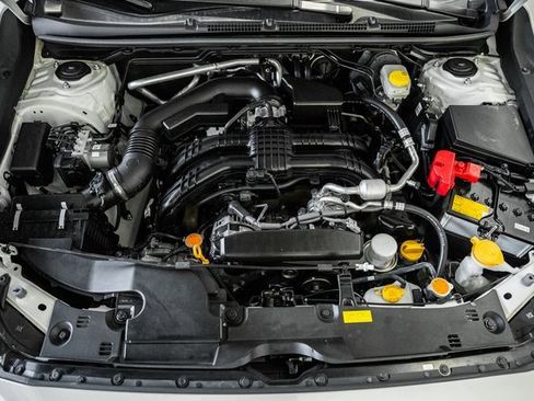 Used 2024 Subaru Crosstrek 2.0i Premium image 19