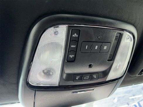 Used 2021 Dodge Durango Citadel image 32