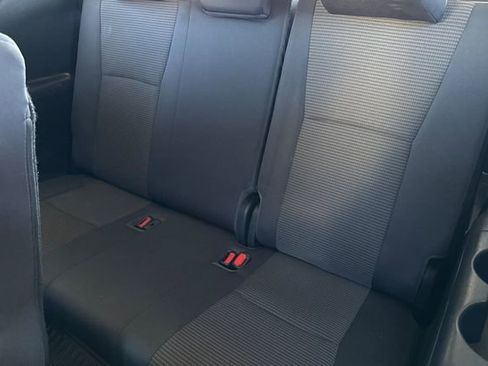 Used 2023 Toyota Highlander LE image 19