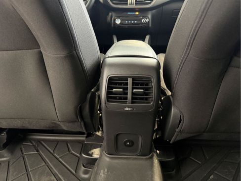 Used 2024 Ford Escape Active w/ Tech Pack #1 FWD image 46