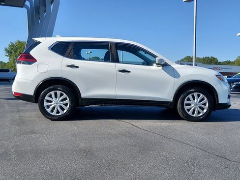 Certified 2019 Nissan Rogue S AWD/4WD image 2
