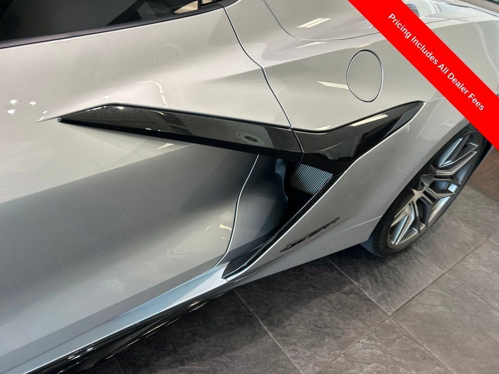 Used 2026 Chevrolet Corvette Z06 RWD image 10
