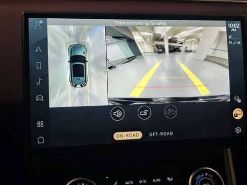 Used 2023 Land Rover Range Rover Sport SE Dynamic image 34