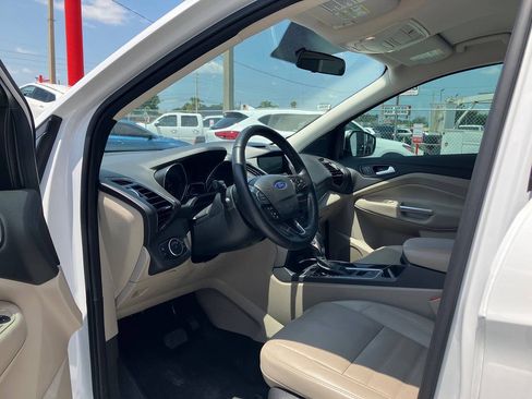 Used 2018 Ford Escape SEL AWD/4WD image 7
