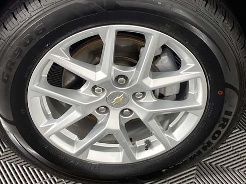 Used 2024 Chevrolet Equinox LT AWD/4WD image 29
