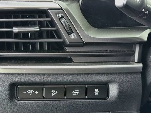 Used 2025 Kia Telluride S FWD image 13