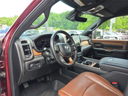 Used 2023 RAM 3500 Limited AWD/4WD image 23