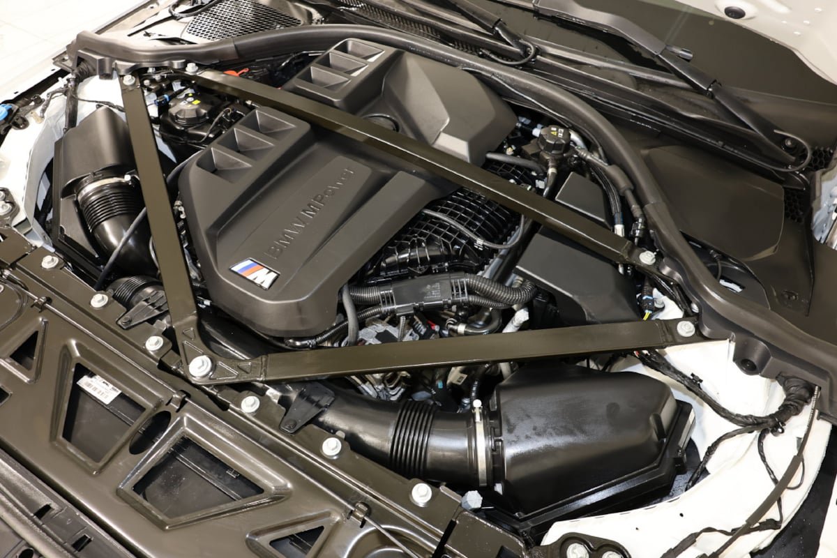 Used 2024 BMW M2 w/ Lighting Package RWD image 33