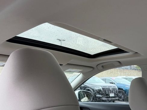 Certified 2021 Nissan Altima 2.5 SV w/ SV Premium Package FWD image 25