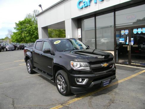 Used 2016 Chevrolet Colorado Z71 AWD/4WD image 2