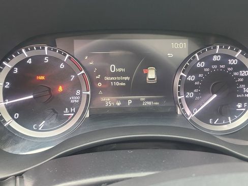 Used 2024 Toyota Highlander XSE image 14