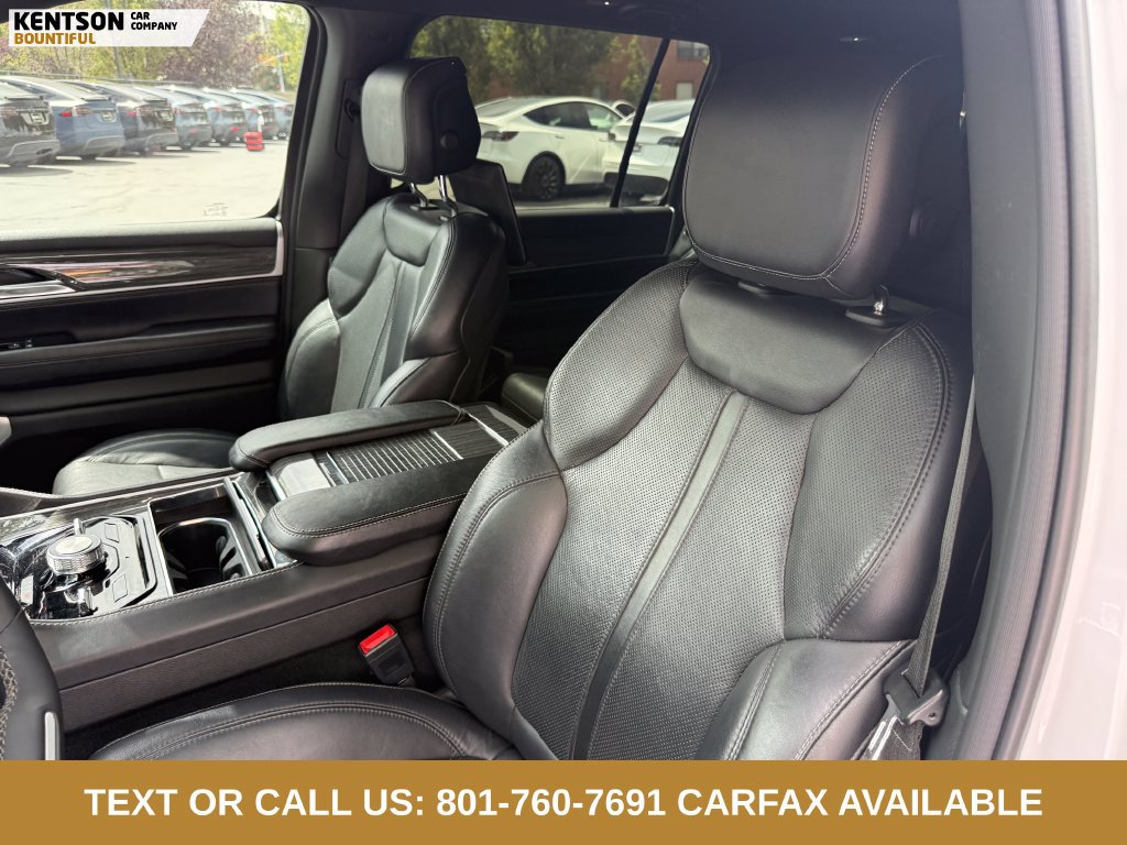 Used 2022 Jeep Wagoneer Series III w/ Rear Seat Video Group 1 AWD/4WD image 28