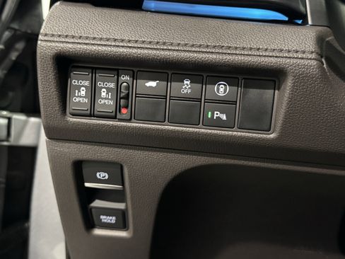 Used 2023 Honda Odyssey Elite image 29