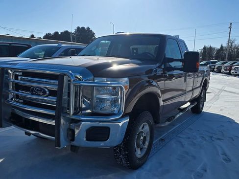 Used 2011 Ford F250 XLT image 2