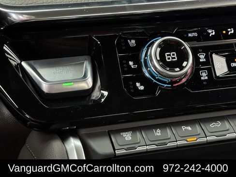 New 2026 GMC Sierra 2500 Denali w/ Denali Reserve Package image 15