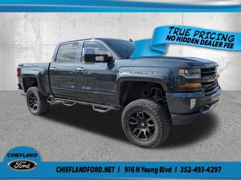 Used 2018 Chevrolet Silverado 1500 LT w/ All Star Edition AWD/4WD image 1