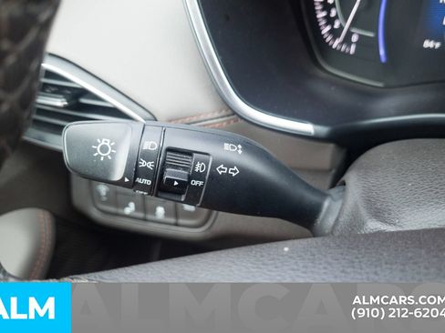 Used 2020 Hyundai Santa Fe Limited FWD image 17