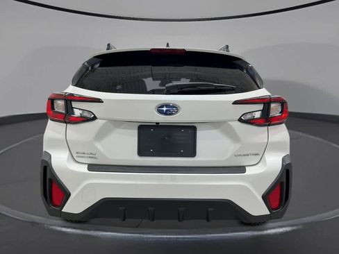 Certified 2025 Subaru Crosstrek 2.0i Premium image 4