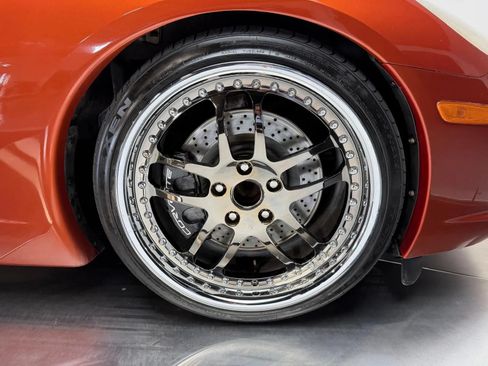 Used 2005 Chevrolet Corvette Coupe w/ Preferred Equipment Group RWD image 7