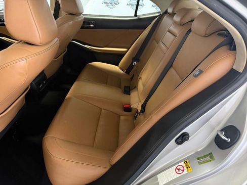 Used 2016 Lexus IS 200t RWD image 19