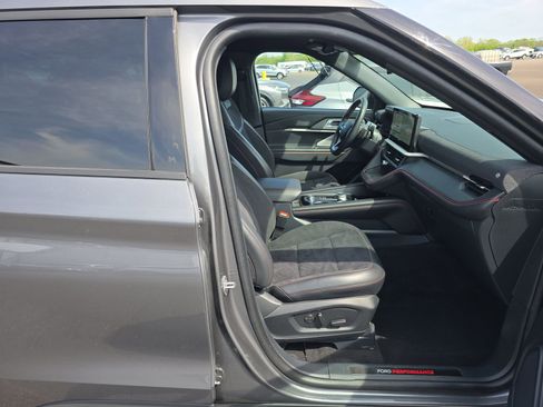 Used 2025 Ford Explorer ST AWD/4WD image 7