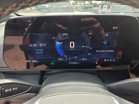 Used 2024 Chevrolet Blazer EV LT AWD/4WD image 31