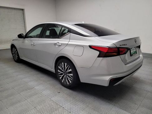 Used 2024 Nissan Altima 2.5 SV image 5