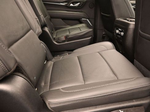 Used 2021 GMC Yukon Denali image 22