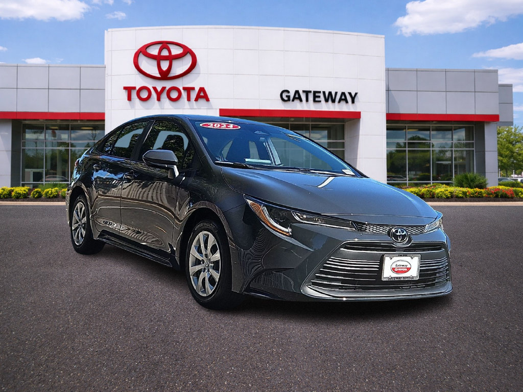 Certified 2024 Toyota Corolla LE FWD image 3