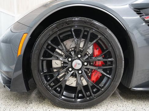Used 2018 Chevrolet Corvette Z06 RWD image 41