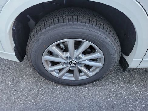 Used 2025 MAZDA CX-5 AWD 2.5 S w/ Preferred Package image 12