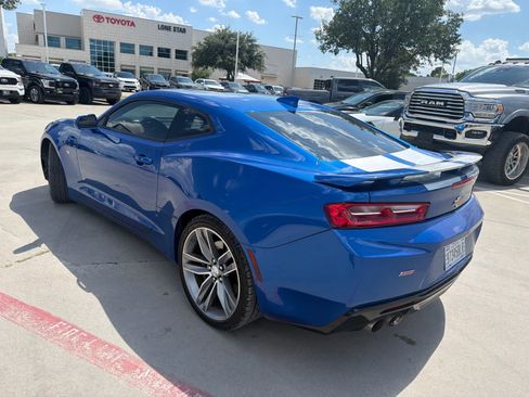 Used 2017 Chevrolet Camaro SS RWD image 2