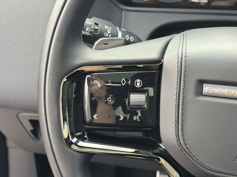 Used 2025 Land Rover Range Rover Velar Dynamic SE image 24