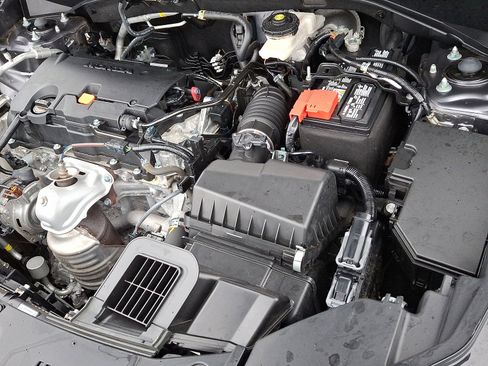 Certified 2023 Honda HR-V LX image 27