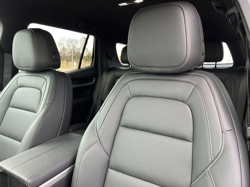 New 2026 GMC Terrain Elevation w/ Elevation Premium Package image 11