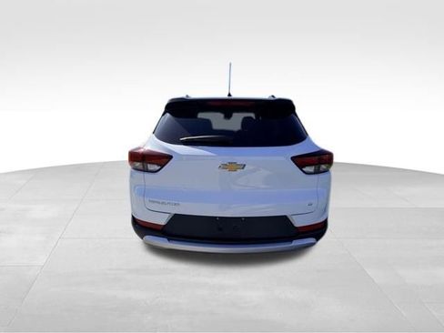 Used 2024 Chevrolet TrailBlazer LT image 5