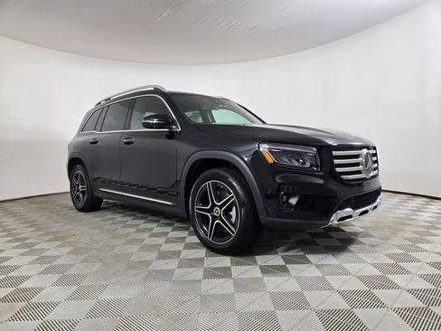 Certified 2026 Mercedes-Benz GLB 250 4MATIC image 1
