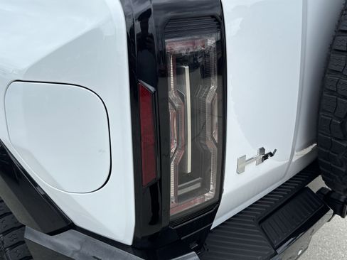 Used 2025 GMC Hummer EV 3X w/ Extreme Off-Road Package AWD/4WD image 11