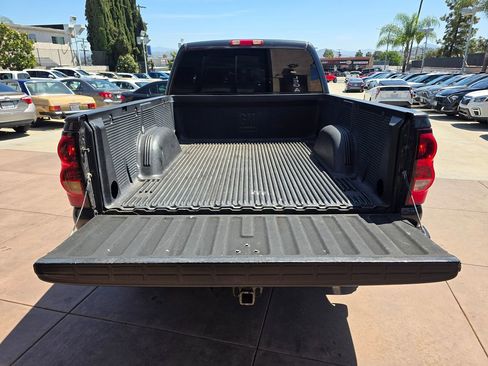 Used 2005 Chevrolet Silverado 1500 LS AWD/4WD image 19