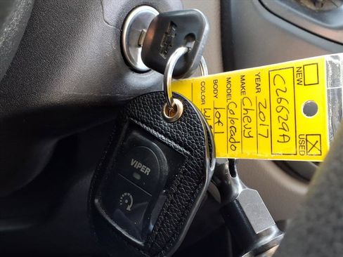 Used 2017 Chevrolet Colorado W/T w/ WT Convenience Package image 16