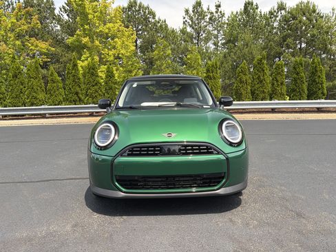 New 2026 MINI Cooper 2-Door Hardtop FWD image 13