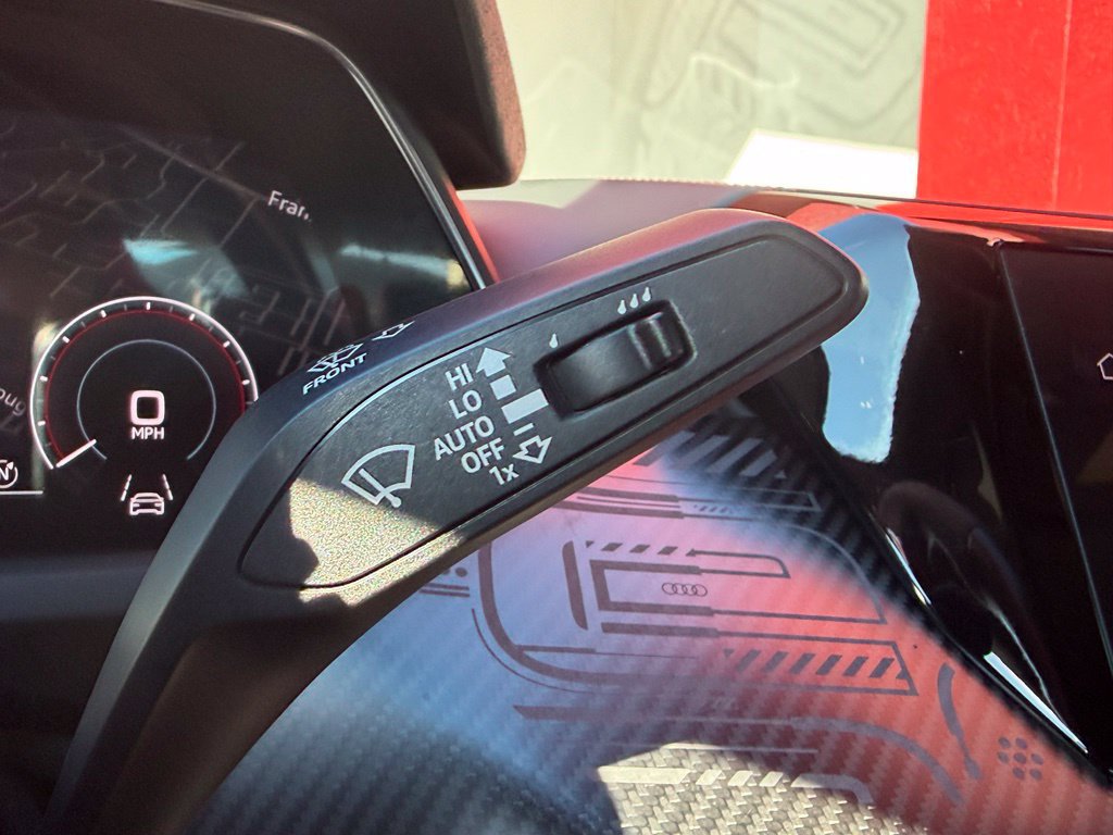 Used 2023 Audi RS e-tron GT AWD/4WD image 34