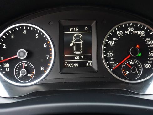 Used 2016 Volkswagen Tiguan S AWD/4WD image 9