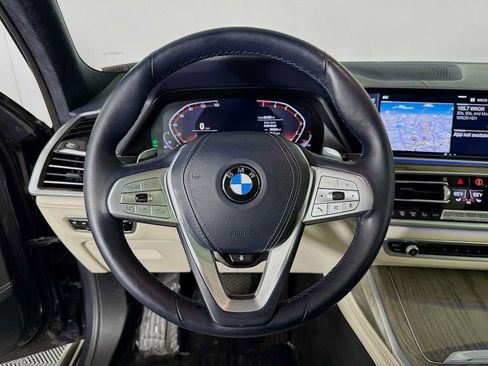 Used 2019 BMW X7 xDrive40i w/ Premium Package AWD/4WD image 11